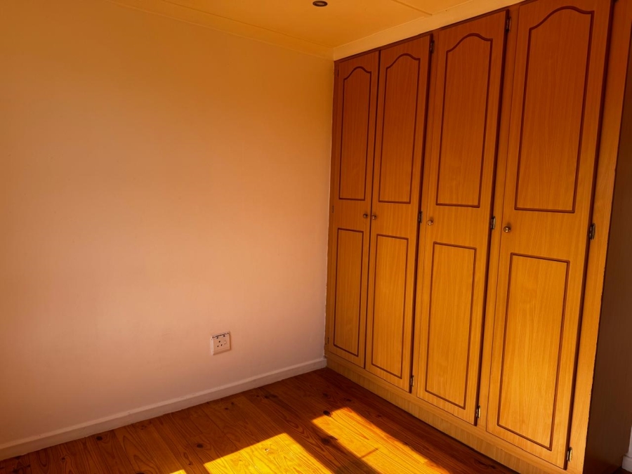 5 Bedroom Property for Sale in Kabeljauws Eastern Cape